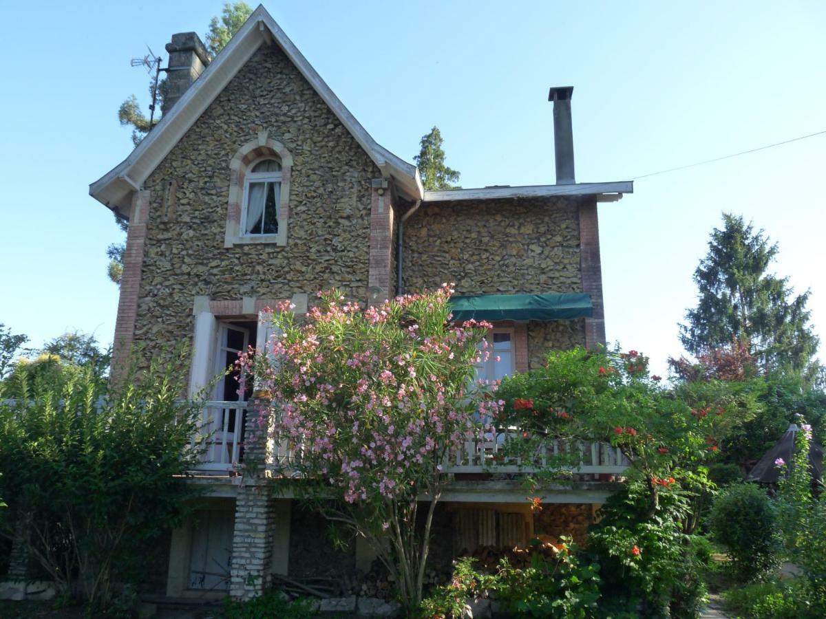 Le Point D'Orgue Acomodação com café da manhã Pineuilh Exterior foto