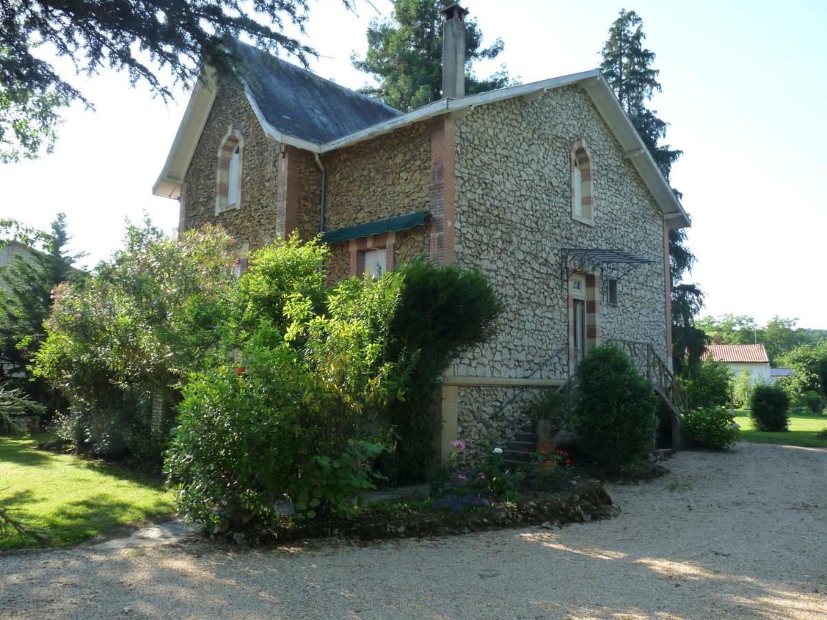 Le Point D'Orgue Acomodação com café da manhã Pineuilh Exterior foto